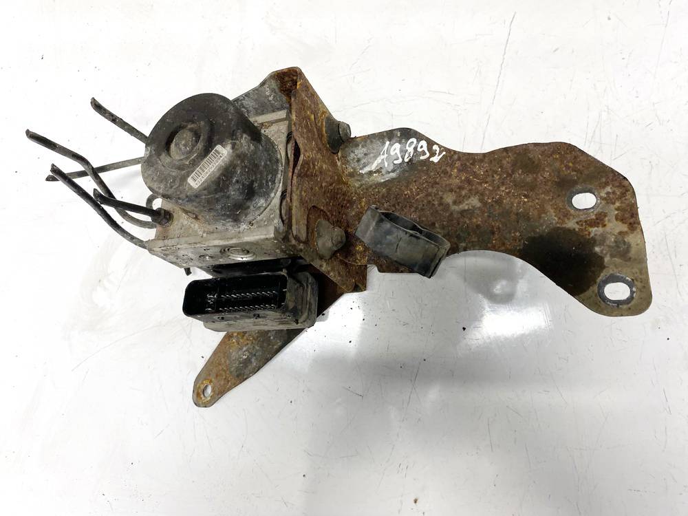 00401207C0 Mitsubishi Grandis 2005 ABS yksikkö