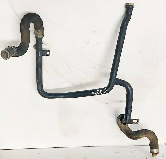 Audi A4 2001 Vandens vamzdelis