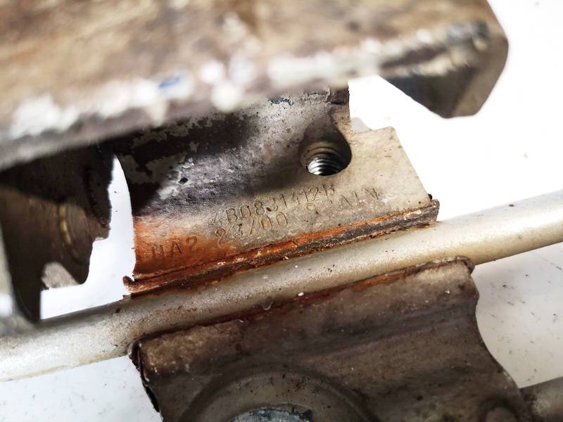 4B0831412B Volkswagen Bora 2000 Door Hinge - FRONT - Thumbnail 2