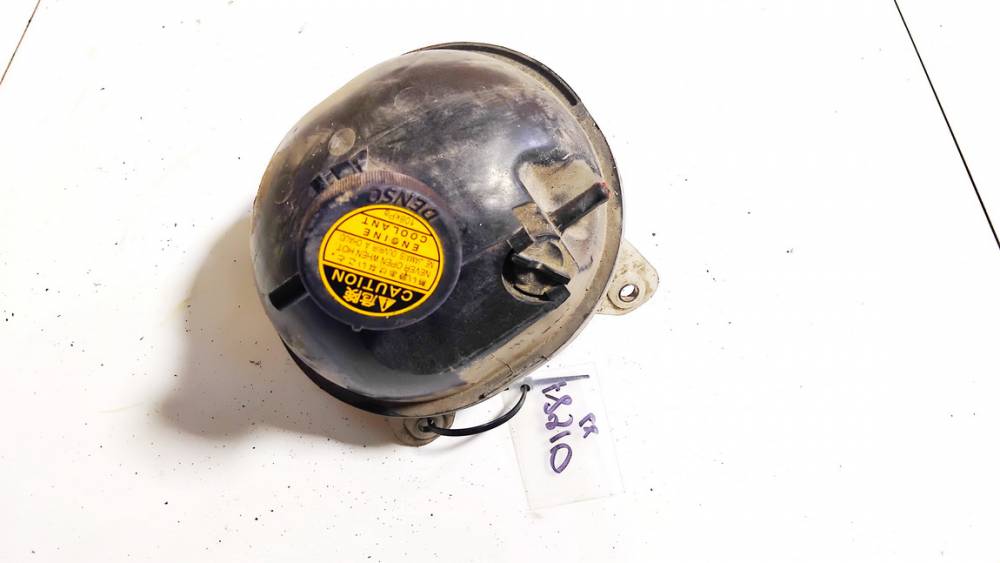 164800G020D Toyota Corolla 2004 Expansion Tank coolant (RADIATOR EXPANSION TANK BOTTLE )