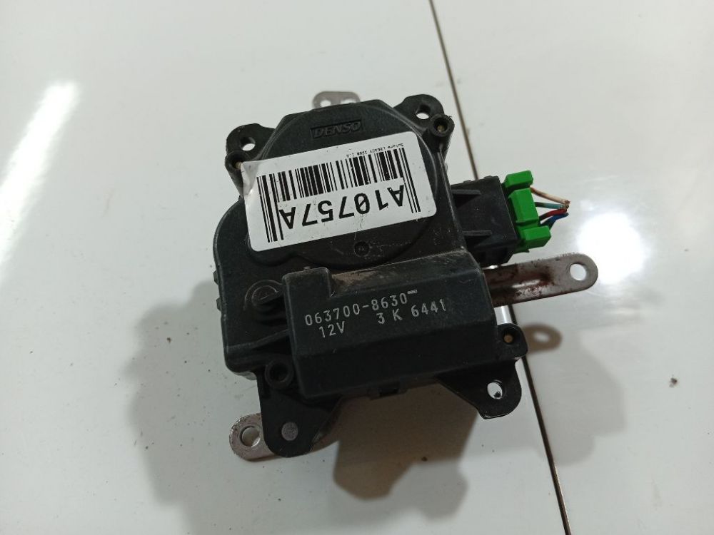0637008630 Subaru Legacy 2008 Heater Vent Flap Control Actuator Motor