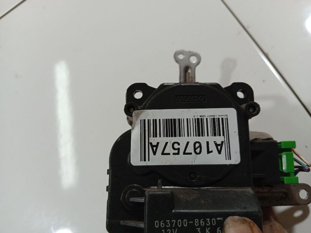 0637008630 Subaru Legacy 2008 Heater Vent Flap Control Actuator Motor - Thumbnail 2
