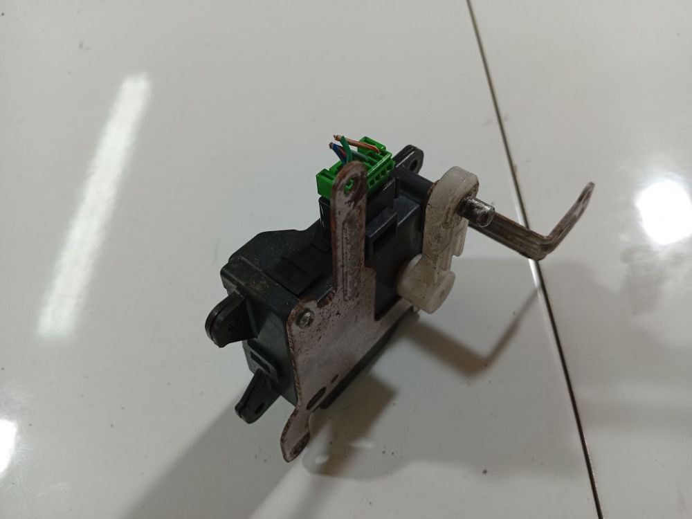 0637008630 Subaru Legacy 2008 Heater Vent Flap Control Actuator Motor - Thumbnail 4