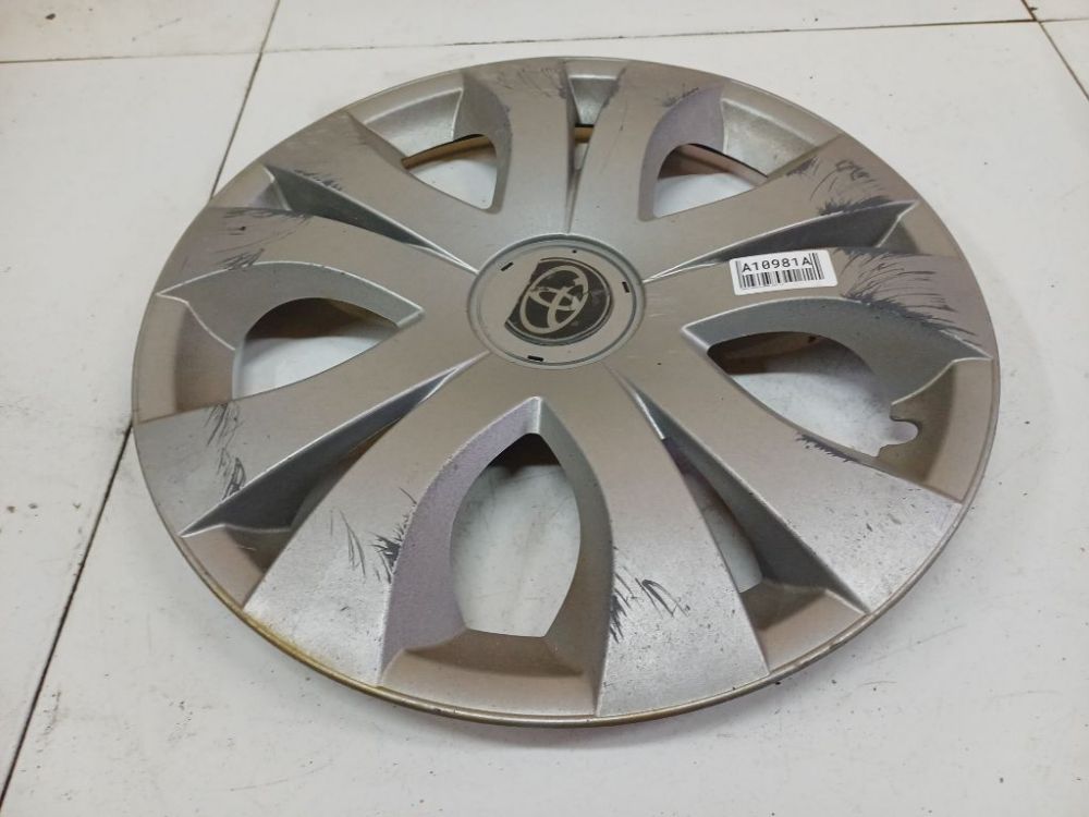 Toyota Corolla Verso 2005 Riteņu vāciņi R16