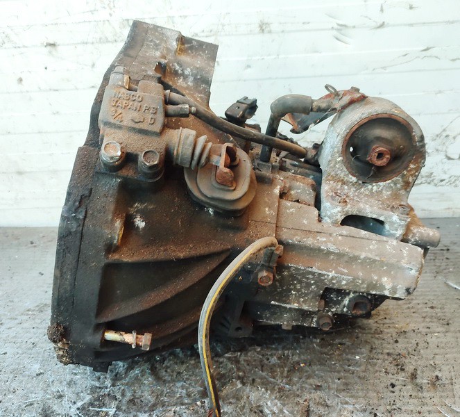 YD1 Nissan Almera 2000 Gearbox - Thumbnail 2