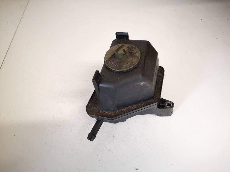 1J0422371C Volkswagen Bora 2000 Power Steering Pump Oil Reservoir Tank