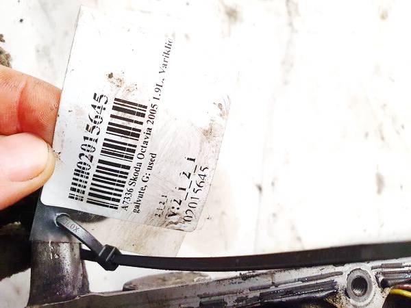 Skoda Octavia 2005 culasse - Thumbnail 3