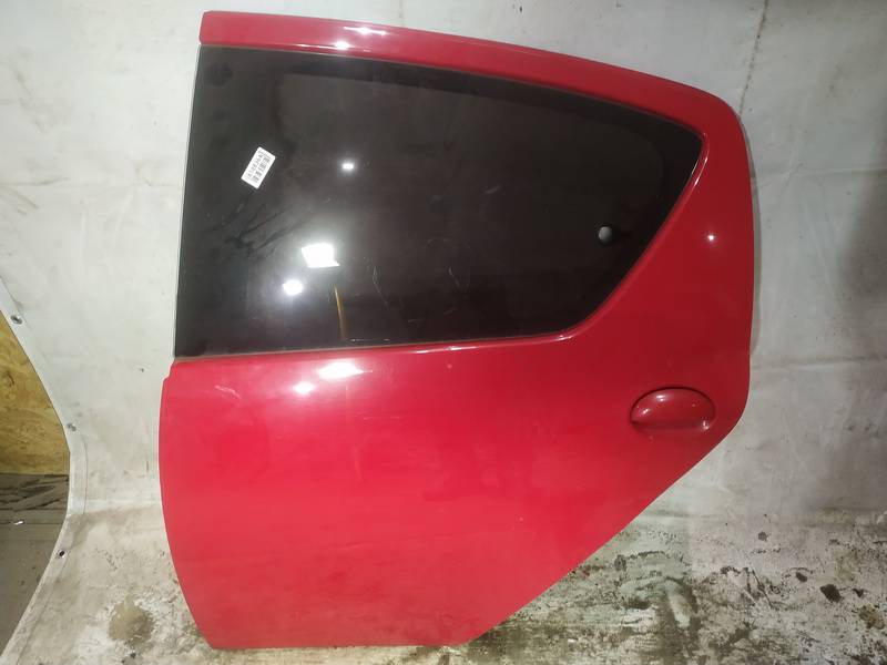 RAUDONOS Toyota Aygo 2006 portes arrière gauche