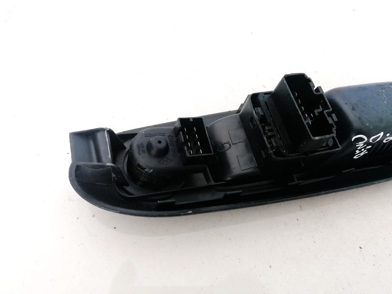 8200084003 Renault Clio 2003 Power window control (Window Regulator-Window Switch) - Thumbnail 3