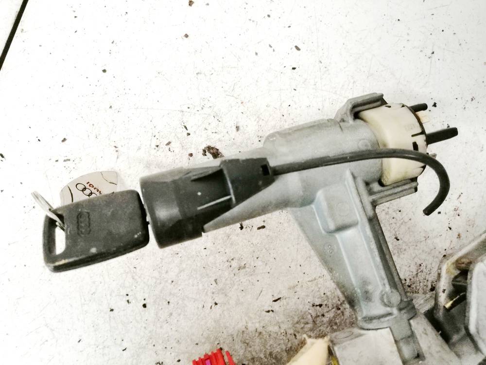 4A0905851E Audi A6 1996 Uzvedimo spyna - Thumbnail 2