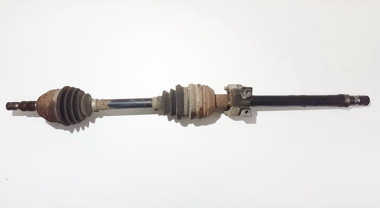 13101631 Opel Astra 2004 Полуось передняя правая