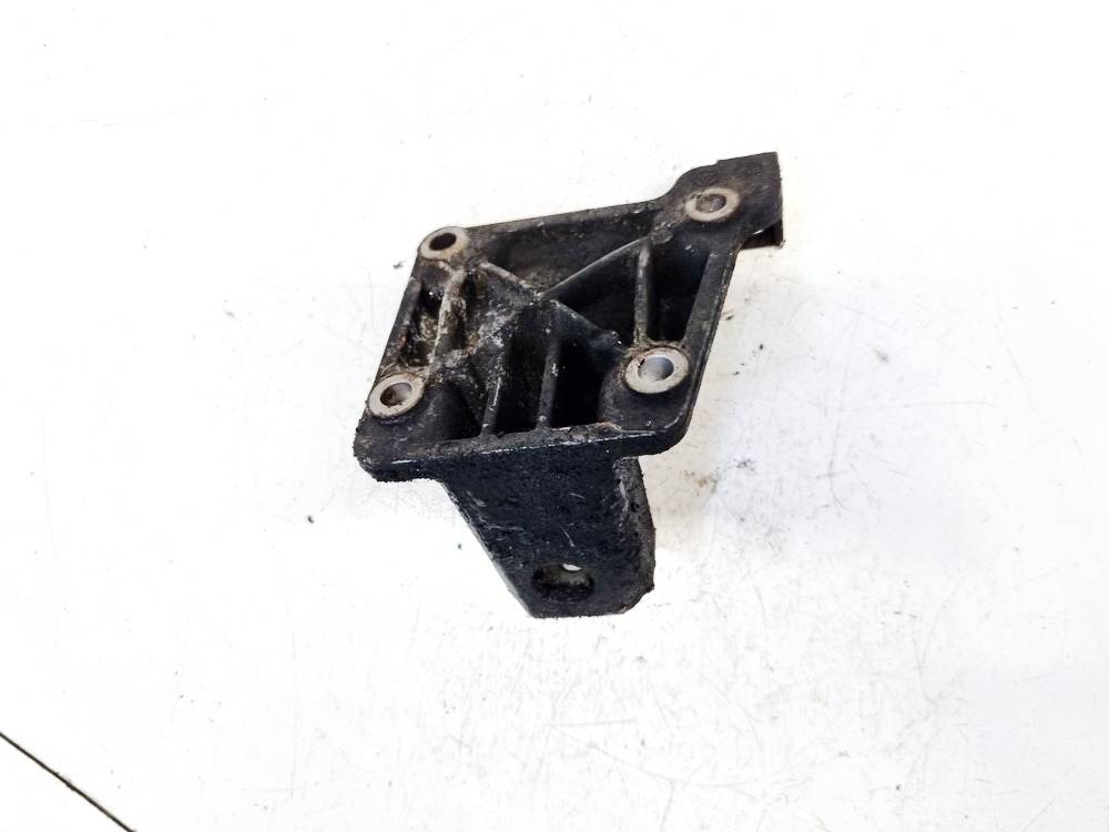 675122601 Opel Omega 2002 Variklio kronsteinas ir Greiciu dezes kronsteinas - Thumbnail 2