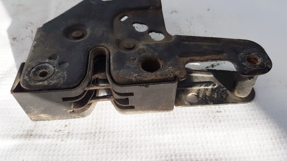 6Q0823509B Volkswagen Caddy 2005 Motora pārsega slēdzene - Thumbnail 3