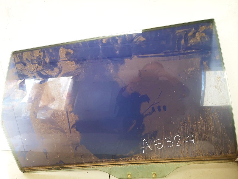 Mitsubishi Space Wagon 1999 Duru stiklas G.D.