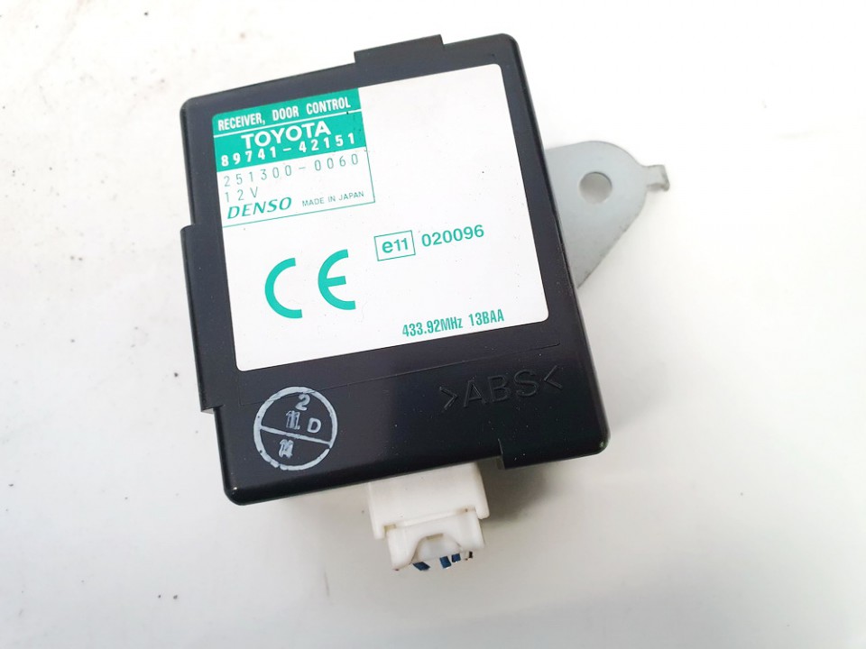 8974142151 Toyota RAV-4 2003 Immobiliser ECU - Thumbnail 2