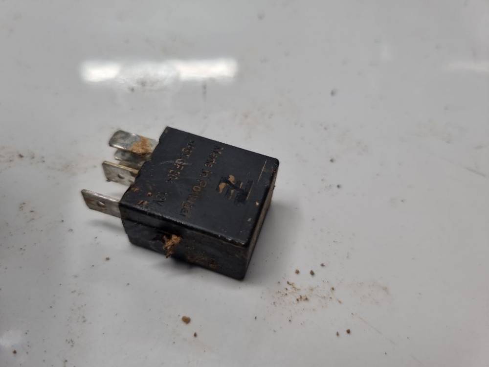 4H0951253C Audi Q3 2014 Relay module