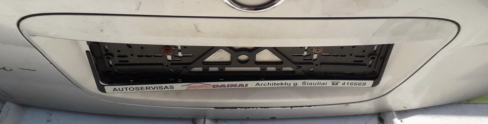 Nissan Almera Tino 2000 Zewnętrzne wykończenie tylnej klapy (oświetlenie tablicy rejestracyjnej) - TYLNE