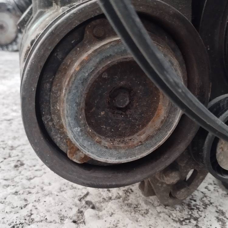 8385920 BMW 5-Series 1997 Компрессор системы кондиционирования - Thumbnail 2