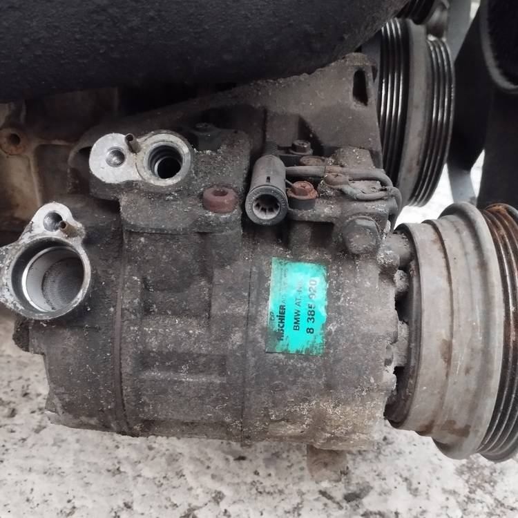 8385920 BMW 5-Series 1997 Компрессор системы кондиционирования