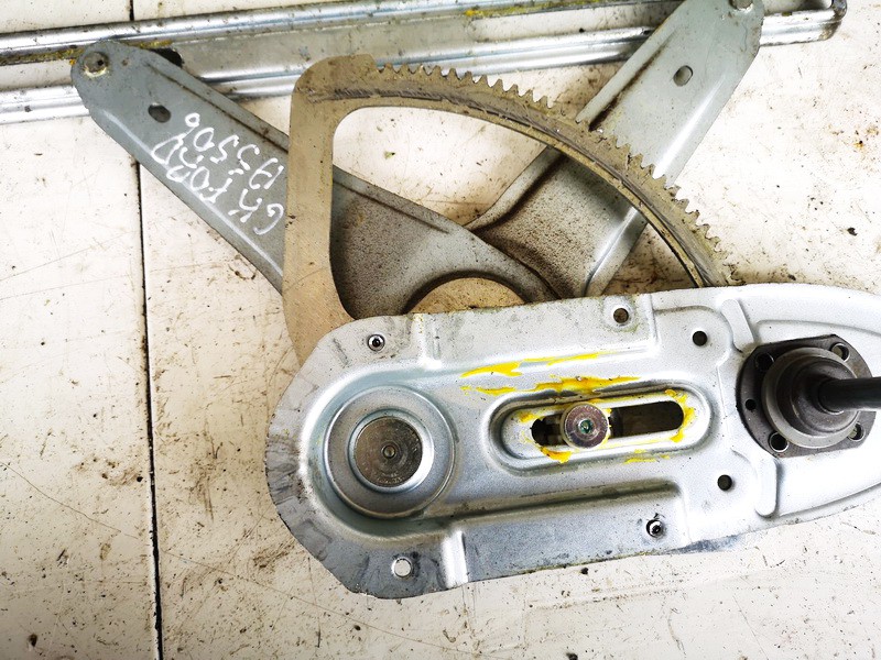 Ford Focus 2005 Durvju loga pacēlājs - AIZMUGURE PA KREISI - Thumbnail 3