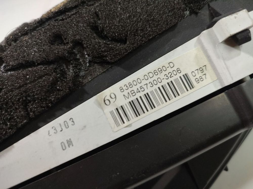 838000D690D Toyota Yaris 2007 Prędkościomierz – panel instrumentów - Thumbnail 2