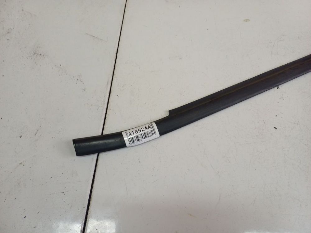 Mercedes-Benz A-CLASS 2006 Glass Trim Molding-weatherstripping - FRONT LEFT - Thumbnail 4