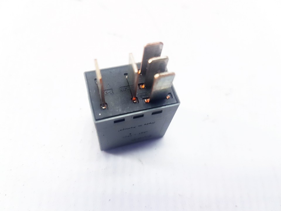 V23145A0101X001 Ford Focus 2003 RELÉ PARA AUTOMÓVIL - Thumbnail 2