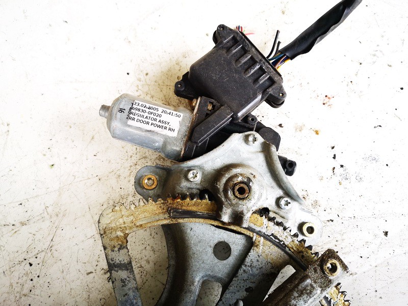 698300F020 Toyota Corolla Verso 2005 Window Motor - REAR RIGHT - Thumbnail 2