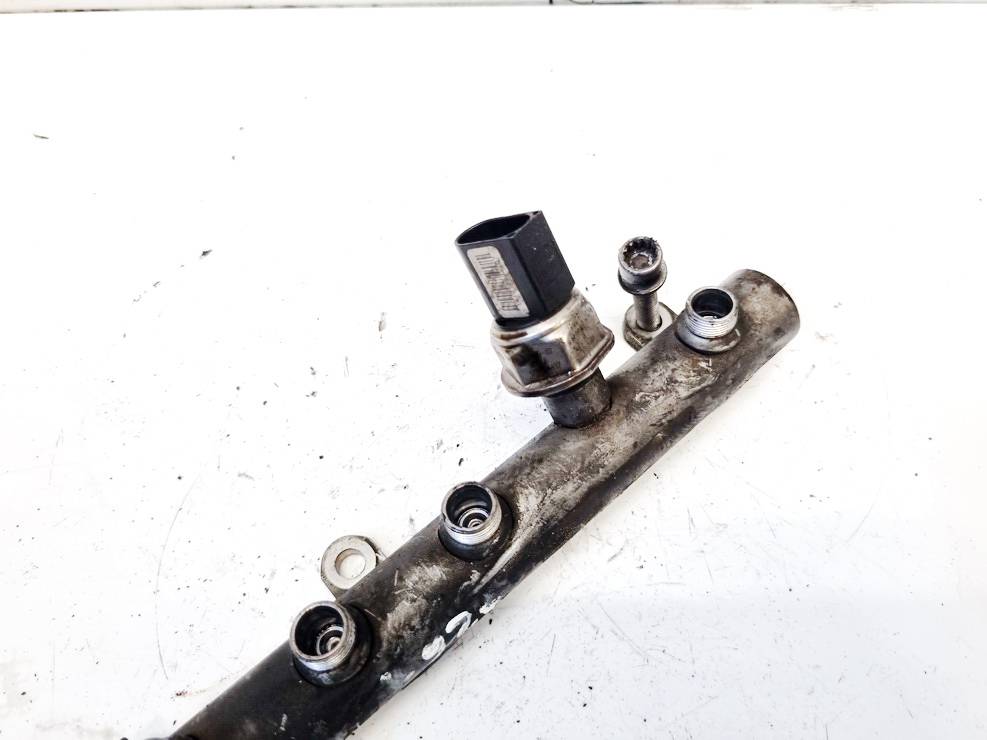 059130089AB Audi Q7 2006 Fuel injector rail (injectors)(Fuel distributor) - Thumbnail 4