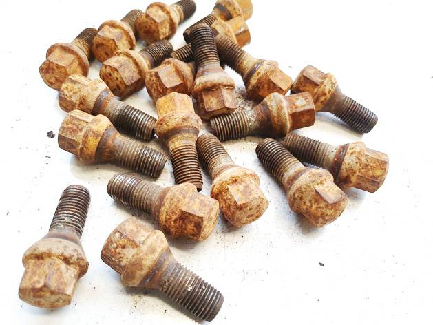 Renault Espace 2001 Vehicle Wheel Nuts kit