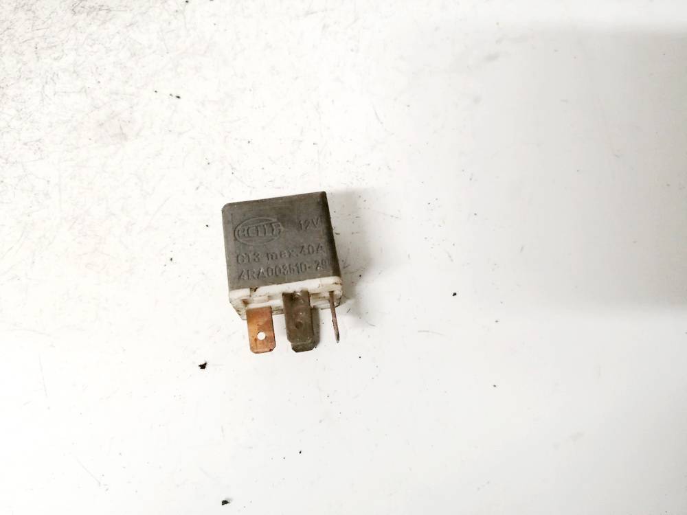 141951253B Volkswagen Golf 2002 RELÉ PARA AUTOMÓVIL - Thumbnail 2