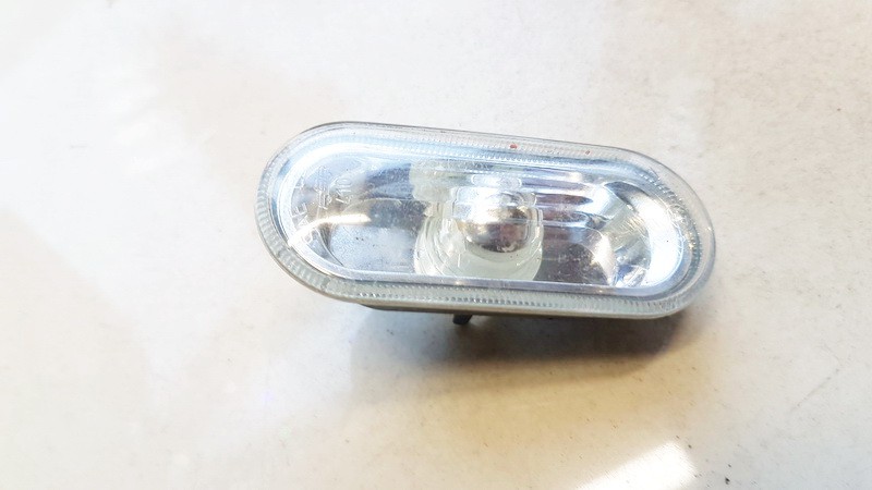 1J0949117 Volkswagen Golf 2001 Clear Side Repeaters - FRONT LEFT