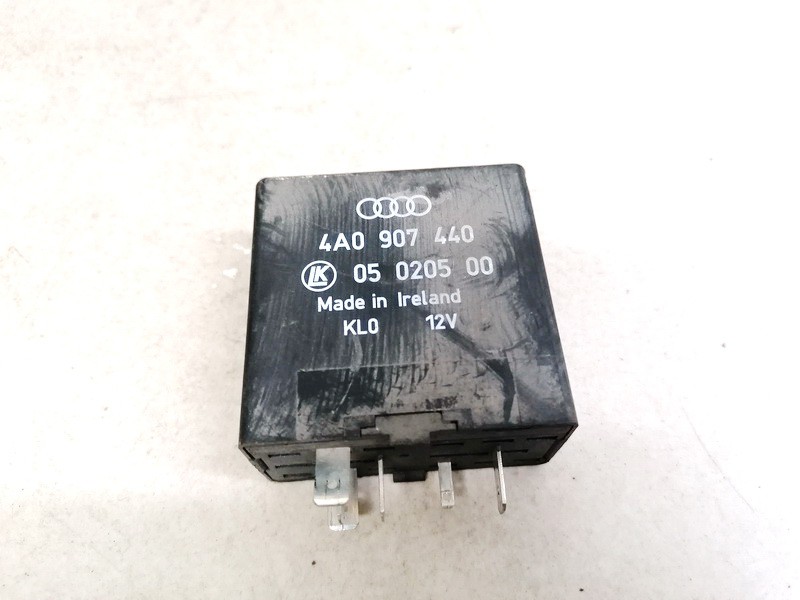 4A0907440 Audi A3 1997 Relay module