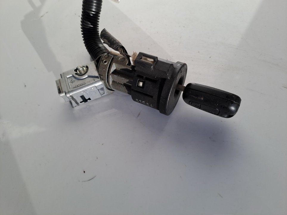 73678312 Toyota Aygo 2007 Uzvedimo spyna - Thumbnail 2