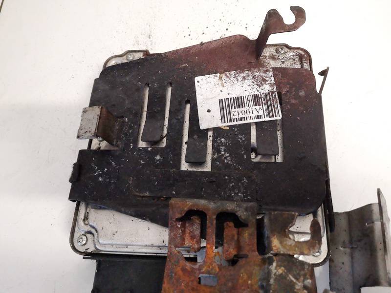 03G906016B Volkswagen Golf 2004 ECU Engine Computer (Engine Control Unit) - Thumbnail 3