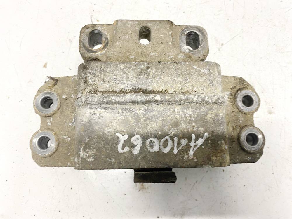 6539909 Volkswagen Passat 2010 Engine Mounting and Transmission Mount (Engine support)