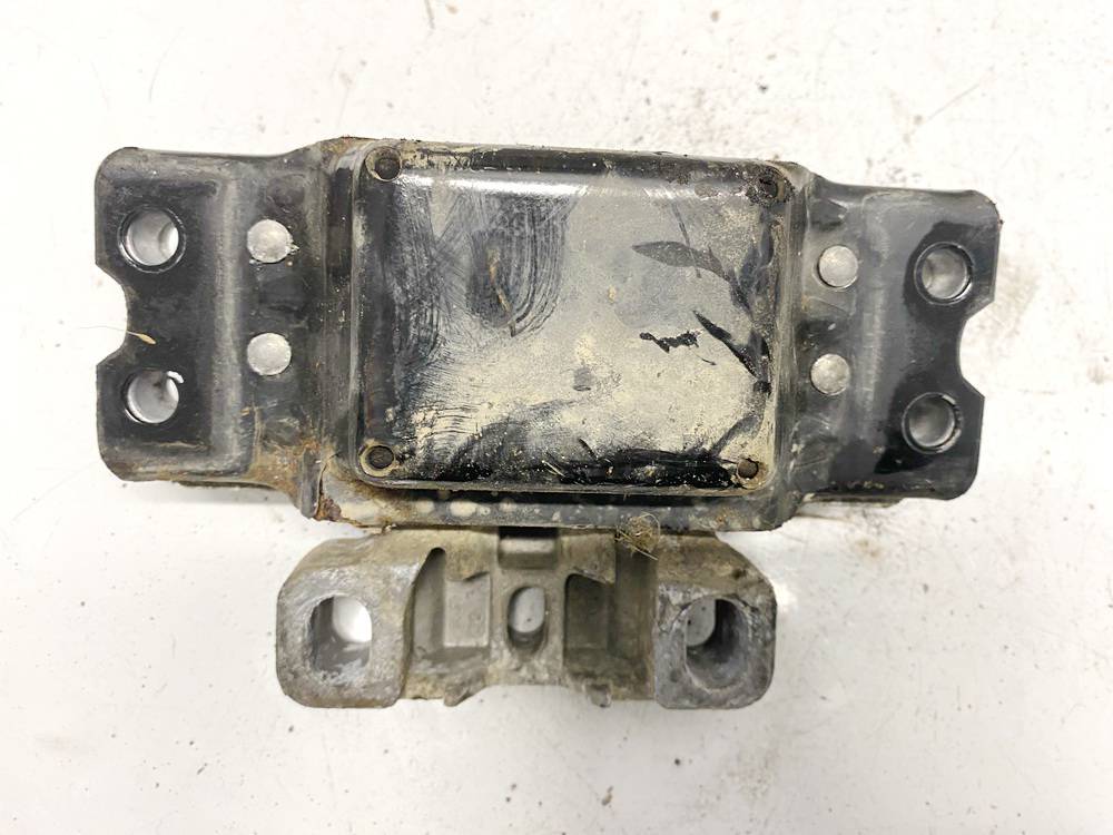 6539909 Volkswagen Passat 2010 Engine Mounting and Transmission Mount (Engine support) - Thumbnail 2