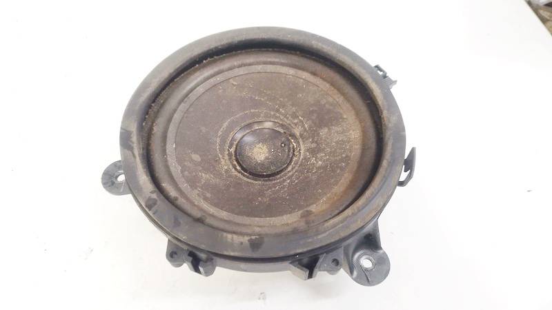 8651207 Volvo V50 2004 Garso kolonele