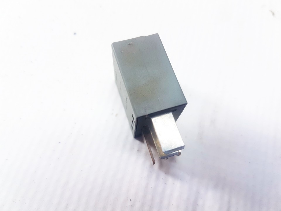 V23145A0101X001 Ford Focus 2003 RELÉ PARA AUTOMÓVIL