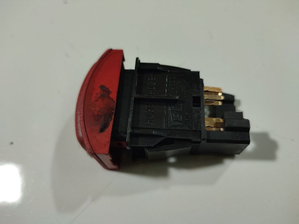 M19620 Honda Jazz 2005 Кнопка аварийной сигнализации - Thumbnail 3