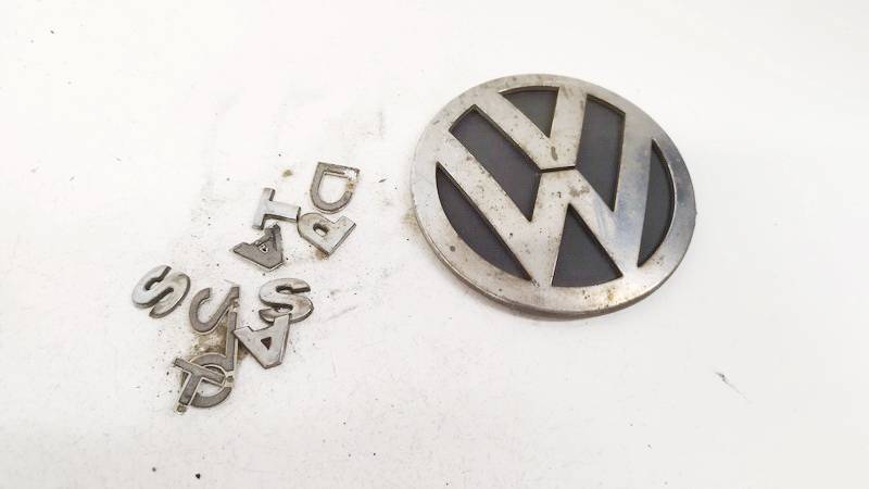 2K0853630B Volkswagen Passat 2007 insigne de botte logo  avant