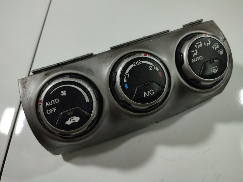 D026Z Honda CR-V 2003 Ilmastoinnin ohjaus