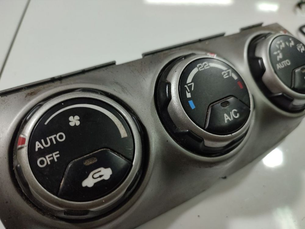 D026Z Honda CR-V 2003 Ilmastoinnin ohjaus - Thumbnail 2