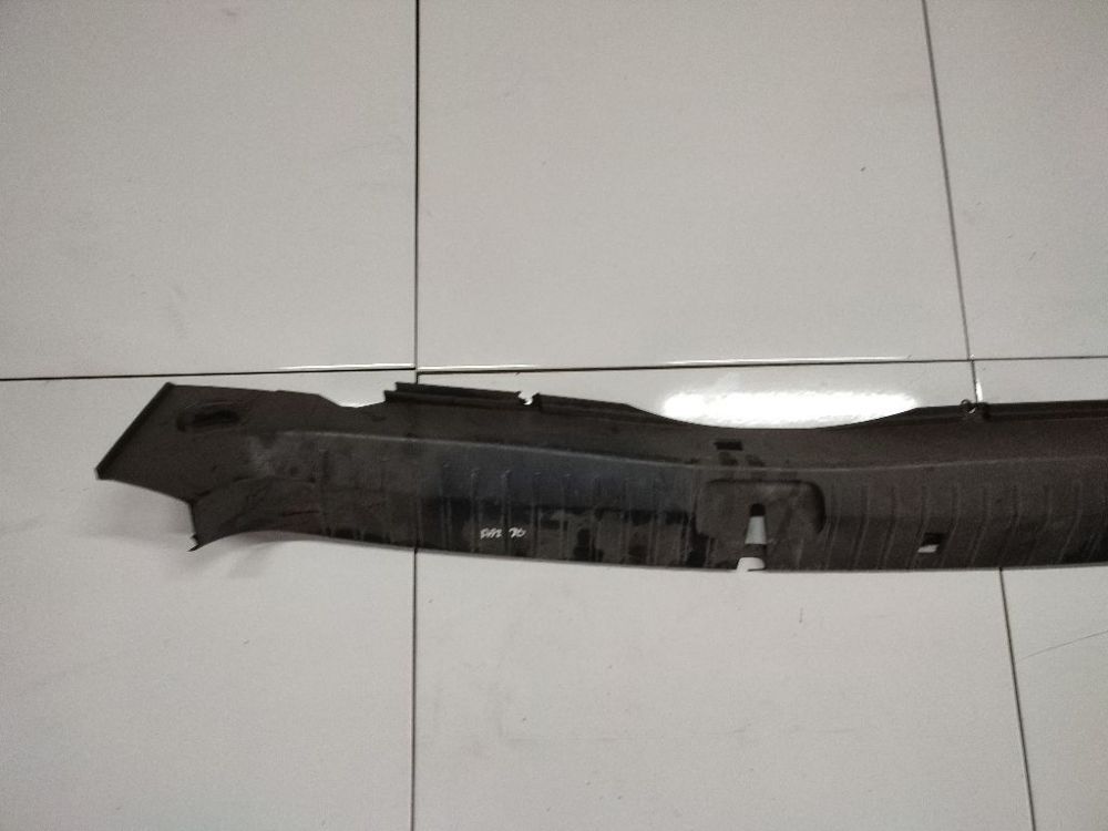 BMW 3-Series 2000 Metal Boot Lip Cover - Thumbnail 2