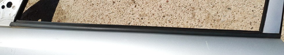 Opel Astra 2000 Glass Trim Molding-weatherstripping - FRONT LEFT