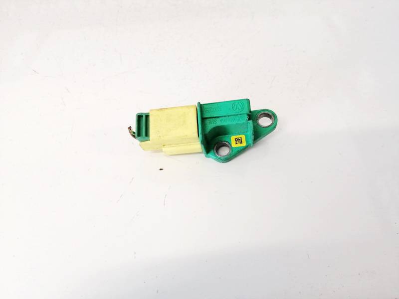 5M0909606A Volkswagen Touran 2013 Srs Airbag crash sensor
