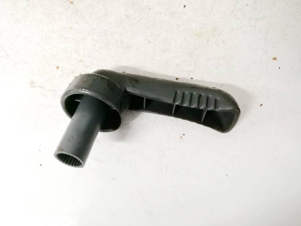 619273 Dodge Magnum 2006 PLASTICOS-Otros repuestos del interior