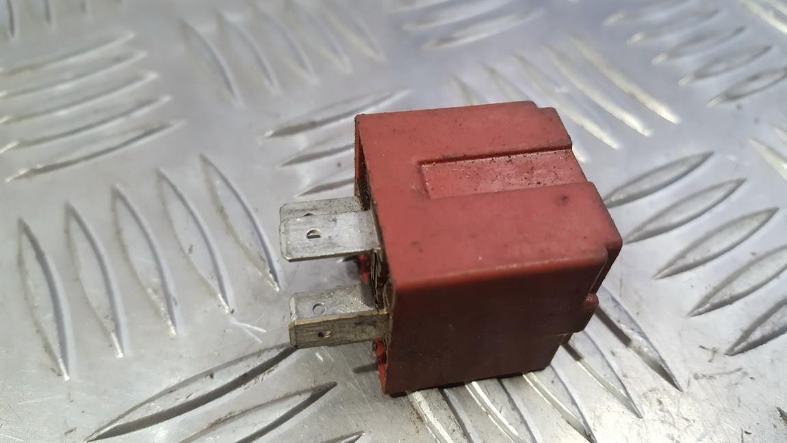 24438887 USED Relay module Opel Vectra 2005 EIS00335723 Used Auto