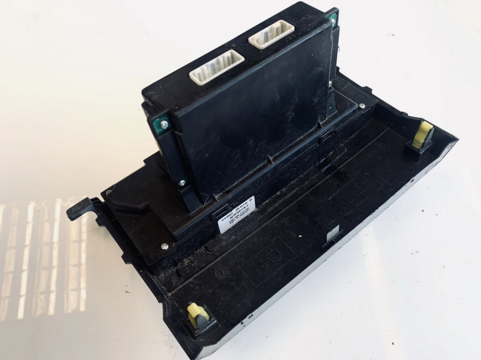 559000F030 Toyota Corolla Verso 2005 Climate Control Panel (heater control switches) - Thumbnail 3