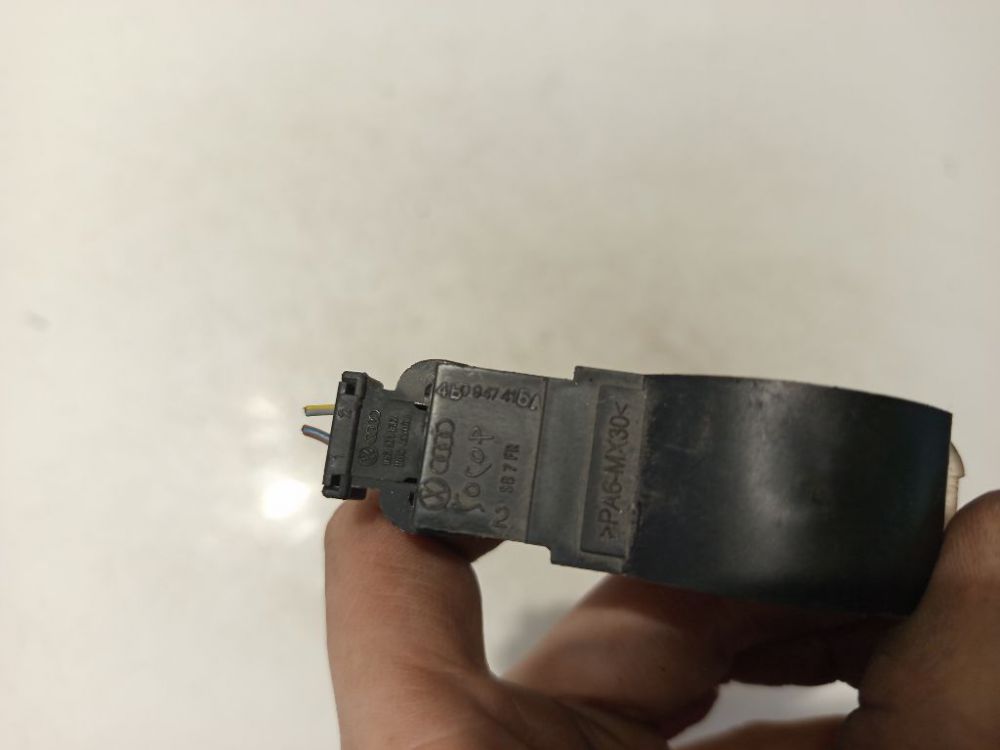 4B0947415A Volkswagen Phaeton 2006 Salono lemputė - Thumbnail 5